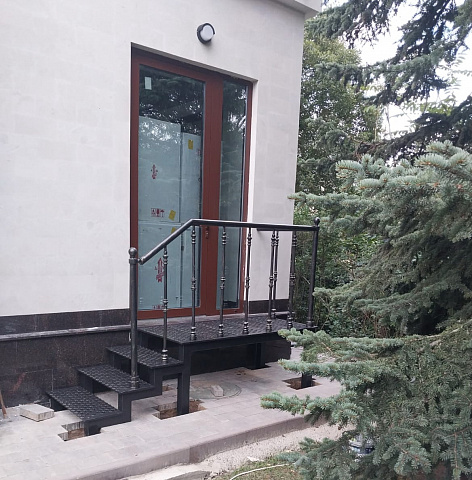 Литые лестничные ограждения