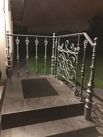 Литое ограждение